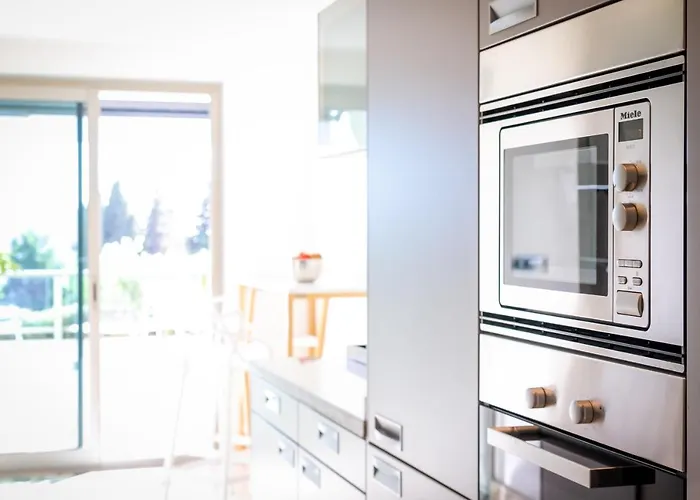 Marbella Banus Suites - Jardines Del Principe Golden Mile